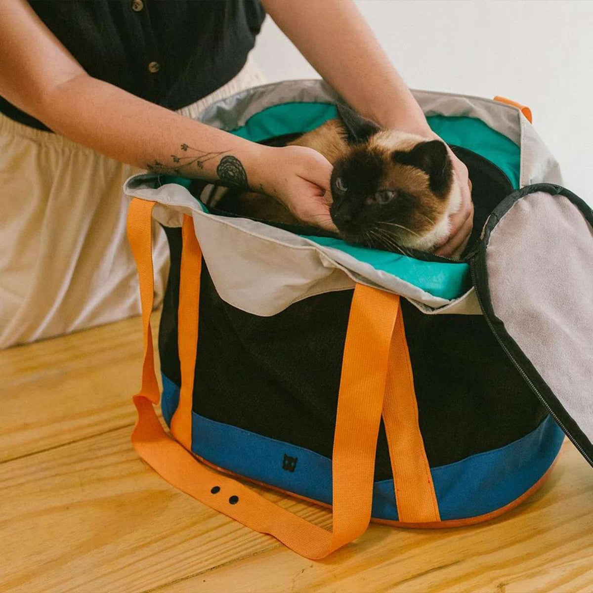 Zee.Cat Trasportino per Gatti Polo