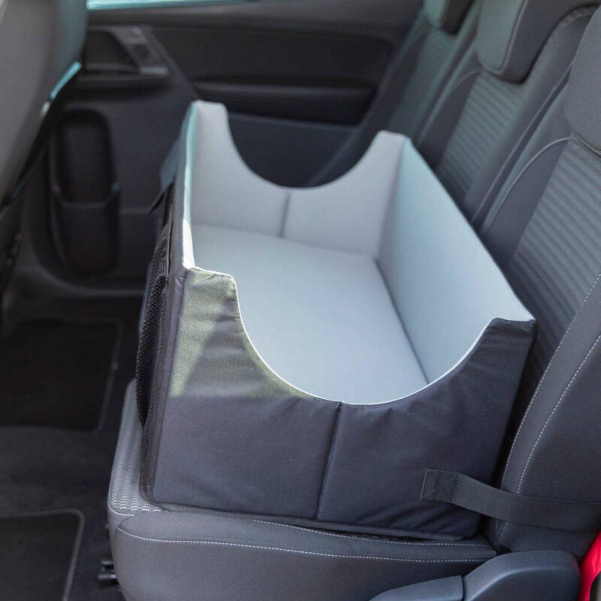 Trixie Cuccia per Automobile Doppia Nero 80 x 28 x 39 cm